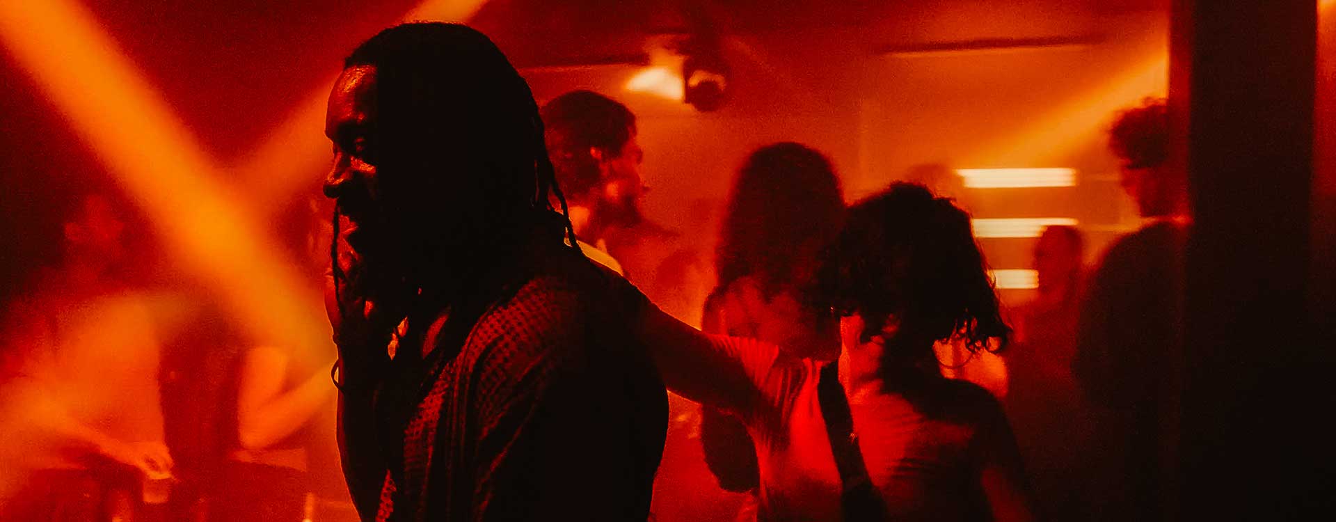 BRICKS_CLUB_SHOT_CROP3.jpg