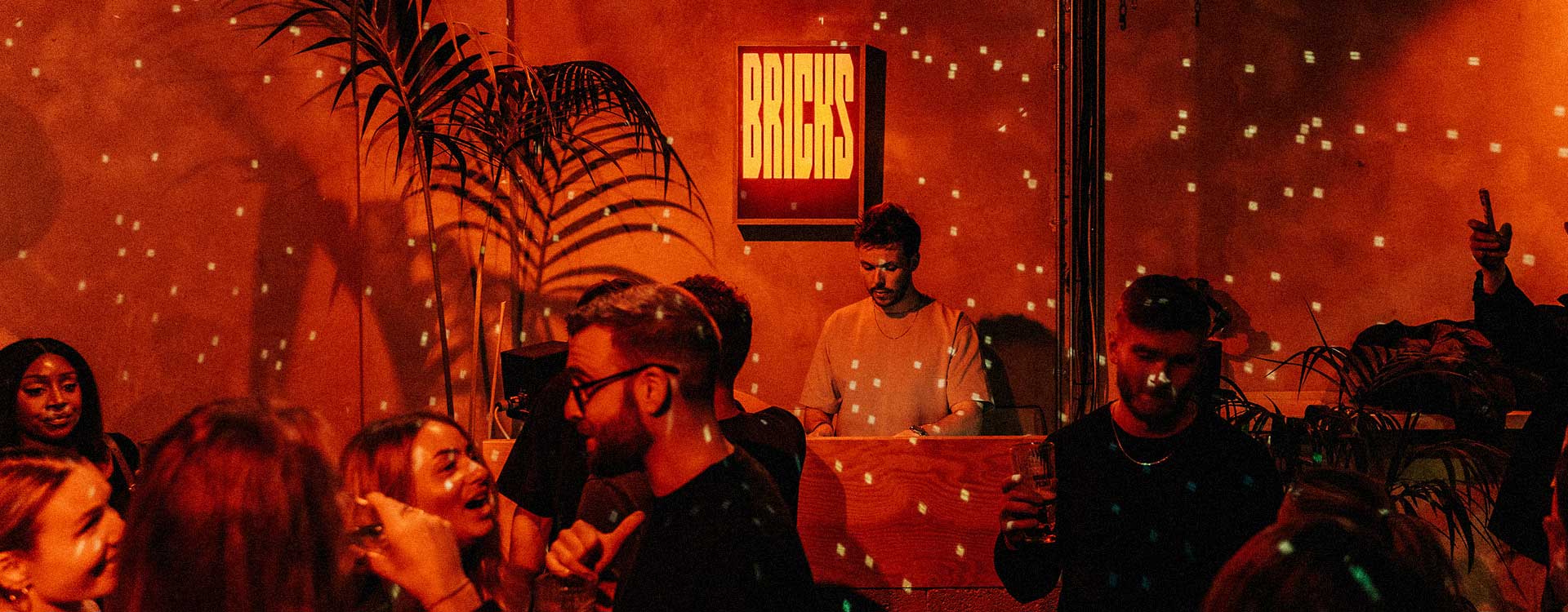 BRICKS_BAR_SHOT_CROP2.jpg